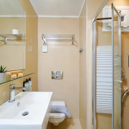 Hotel Elektra Comfort By Del Mare 4*