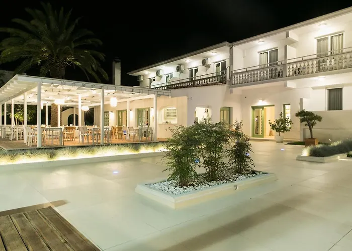 Hotel Elektra Comfort By Del Mare 4*